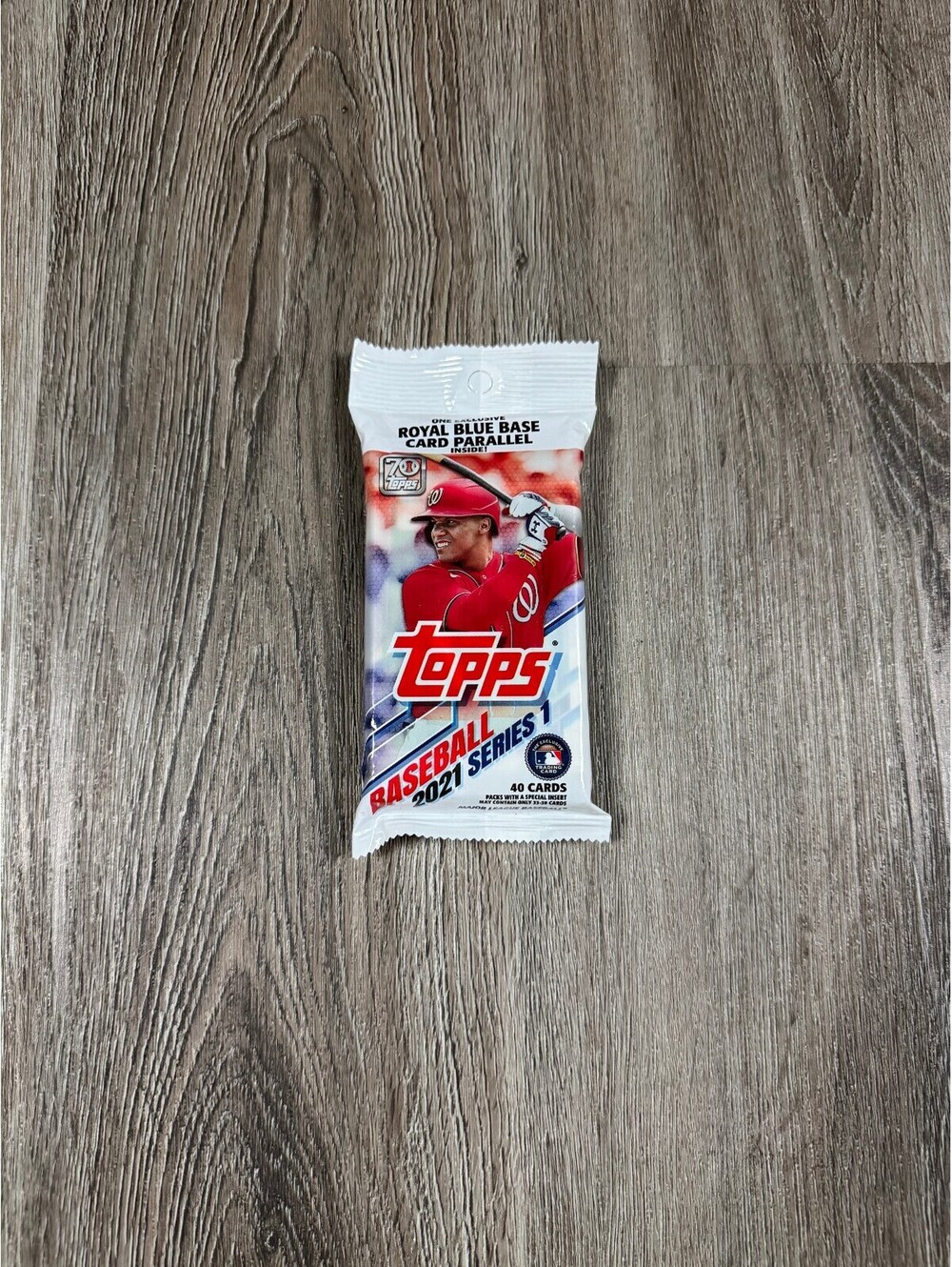 2021 Topps Baseball Pack (40 Cards) Royal Blue Base Parallel